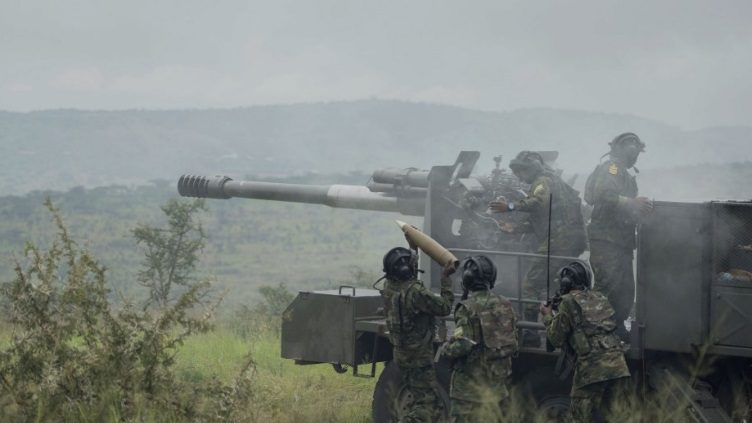 Rwandan soldiers are seen operating the CS SH1 during the exercise at Gabiro Source Paul Kagame