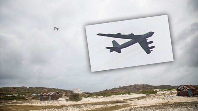B-52 Bomber Spotted Flying Low Just Off Somali Coast