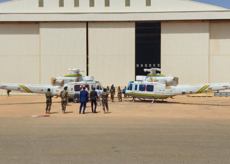 Nigérien Air Force receives AB 412 helicopters from Italy