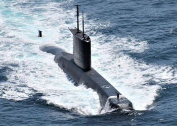 In Latin America, the navies of Brazil, Chile, Colombia, Ecuador, Peru, and Venezuela operate submarines, and the SERO 250 has been purchased by the Colombian Navy and the Peruvian Navy for the 209/1200 class submarines.