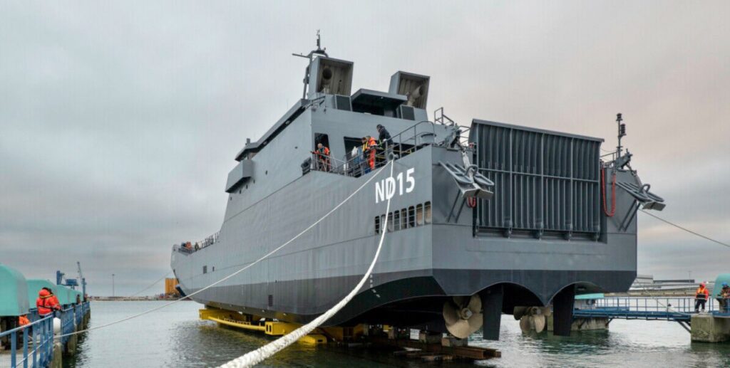 CMN launches Angolan Navy's tank landing craft