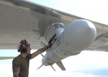 (Source: US Navy)Harpoon anti-ship missile on US Navy P-8A Poseidon