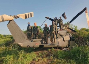 al-shabaab shoot down helicopter
