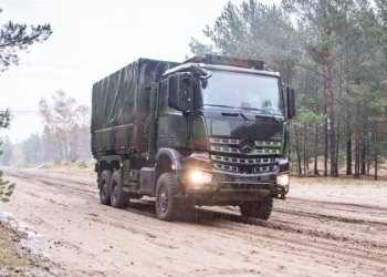 daimler trucks astro senegal