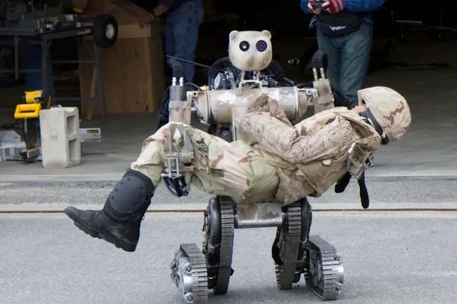 us army lifelike robot