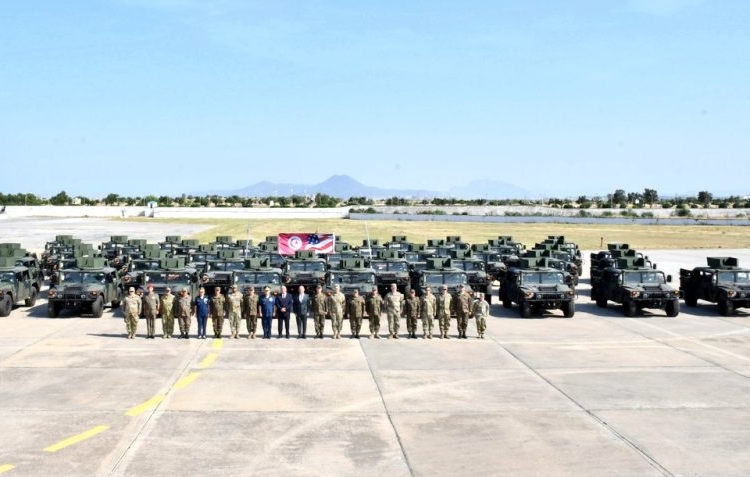 The Tunisian Ministry of Defence received 48 Hummer vehicles donated by the US during a ceremony attended by the U.S. Ambassador & senior officials from both countries, underscoring the Tunisian-American military cooperation & strategic partnership, according to MoD.
