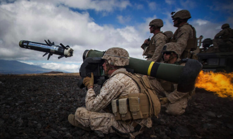 Marines train with the Javelin anti-tank missile (USMC)
